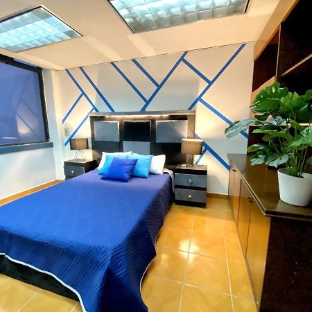 Roomies Hostel Cibeles เม็กซิโกซิตี้ ภายนอก รูปภาพ