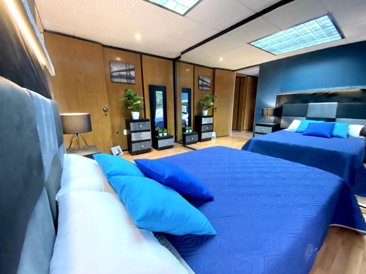Roomies Hostel Cibeles เม็กซิโกซิตี้ ภายนอก รูปภาพ