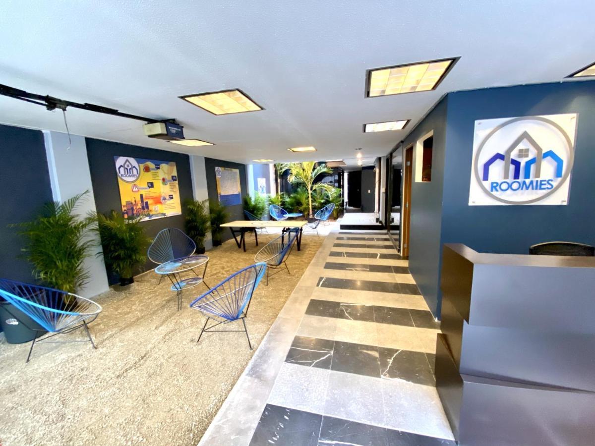 Roomies Hostel Cibeles เม็กซิโกซิตี้ ภายนอก รูปภาพ